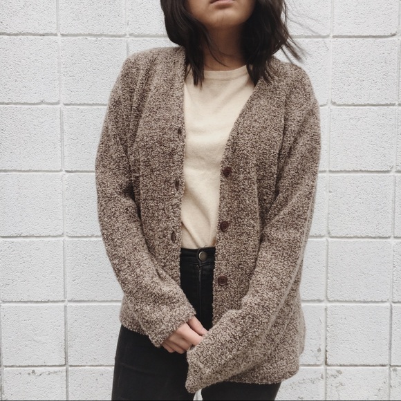 VINTAGE BROWN BUTTON UP CARDIGAN - Picture 2 of 3